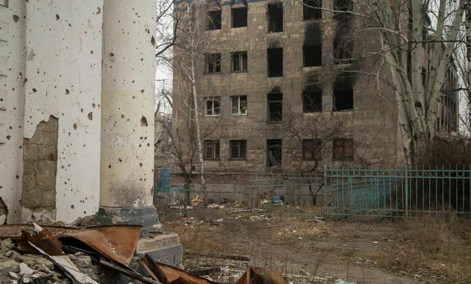 Из-за российских обстрелов в оккупированном Лисичанске были повреждены четыре квартиры, - полиция