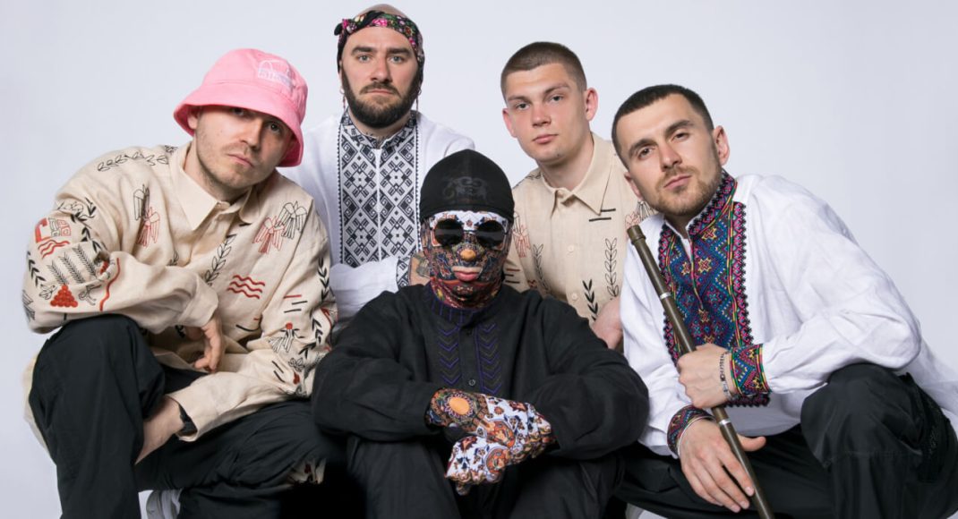 Гурт Kalush Orchestra підтримав полонених захисників Маріуполя з "Азовсталі"
