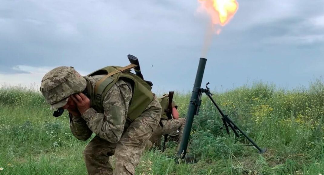 На декількох ділянках Бахмутського напрямку українські бійці ведуть активні бойові дії, — Маляр