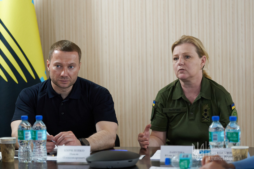 Глава Мінветеранів представила на Донеччині програму підтримки ветеранів