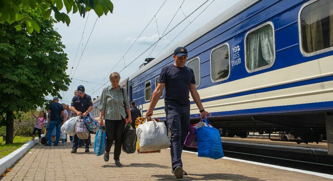 У ДСНС розповіли про евакуацію на Донеччині