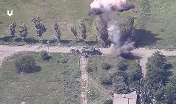 В районе Бахмута ВСУ из HIMARS уничтожили технику оккупантов