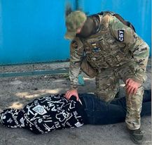 Інформував про Сили оборони та чинив спротив ЗСУ під час боїв: у Лимані затримано поплічника ворога