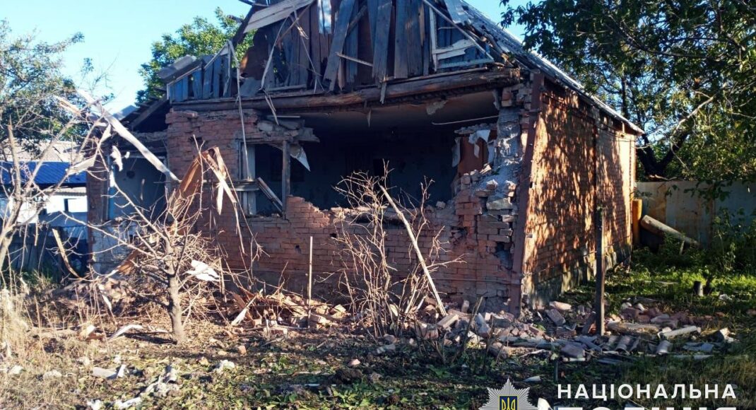 В Донецкой области россияне били по гражданским авиабомбам, а также применили "Смерч" и "Град", — полиция