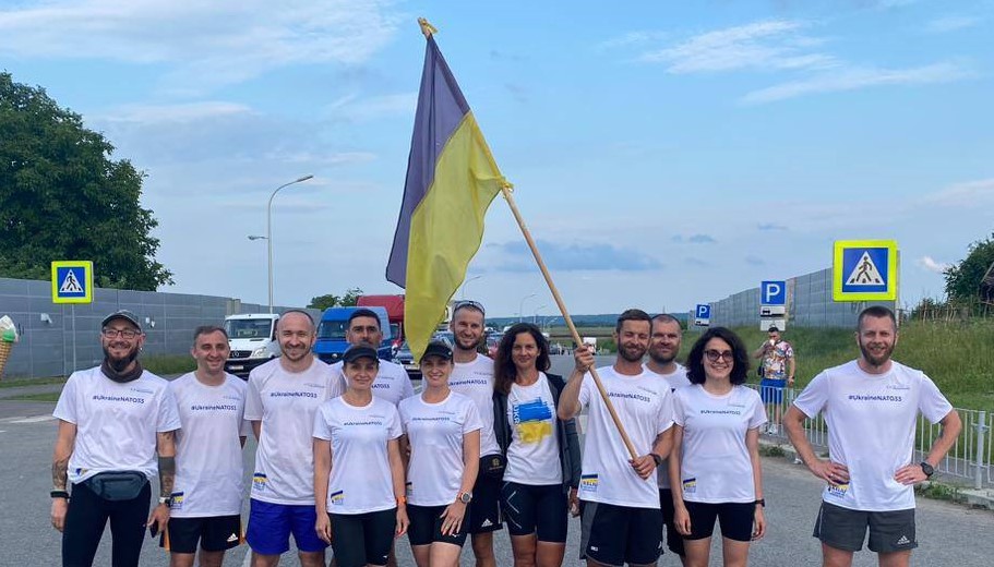 На саміті країн НАТО піднімуть український стяг з Бахмута