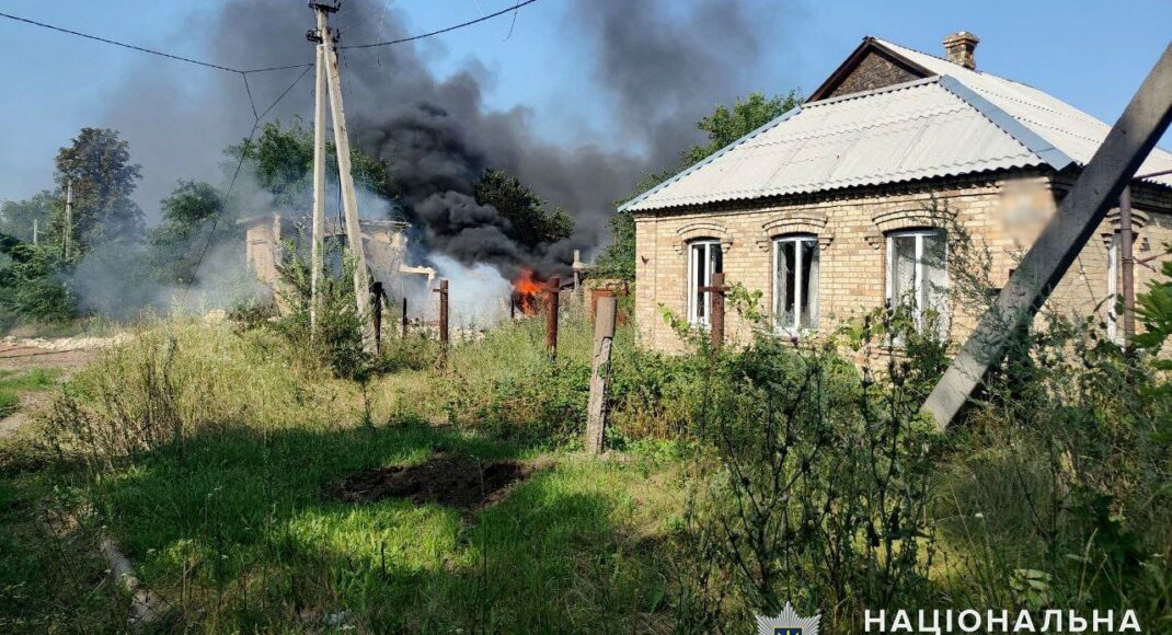 Армія рф обстріляла Торецьк зі "Смерчів" та артилерії, — поліція