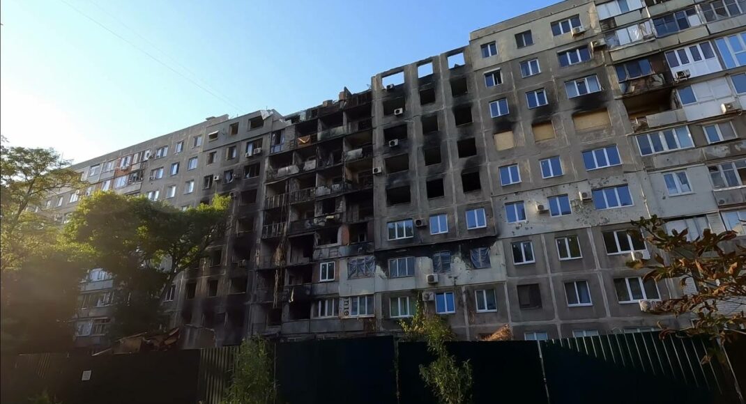 Приезжие "строители" разворовывают жилье в оккупированном Мариуполе