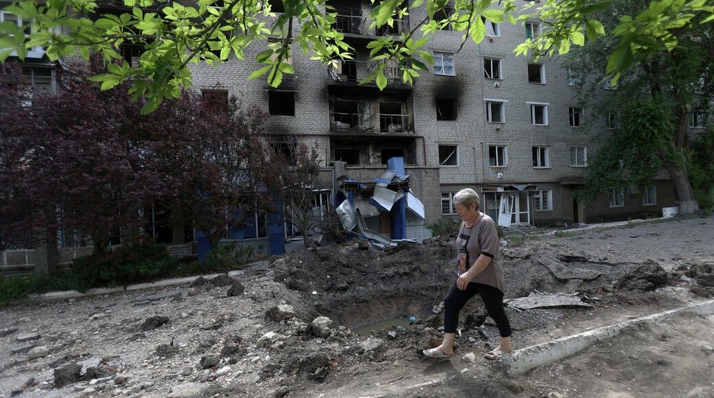 Росіяни обстріляли Сіверськ та Велику Новосілку: загинула людина, четверо поранені