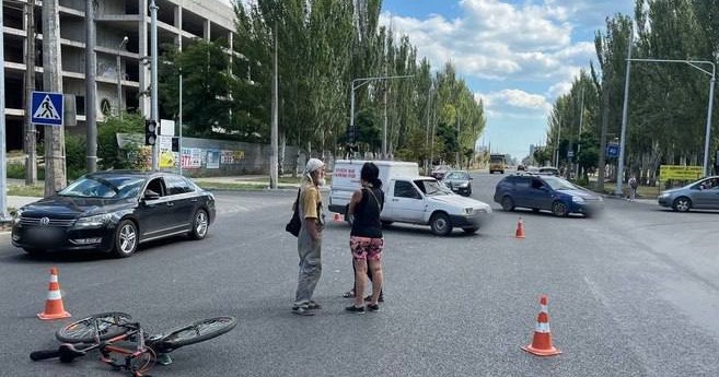 В окупованому Маріуполі водій наїхав на 62-річну жінку