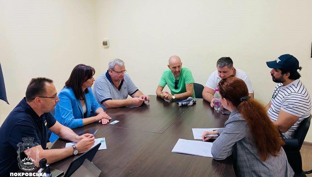 У Покровську залучають міжнародних партнерів для відкриття відділення реабілітації