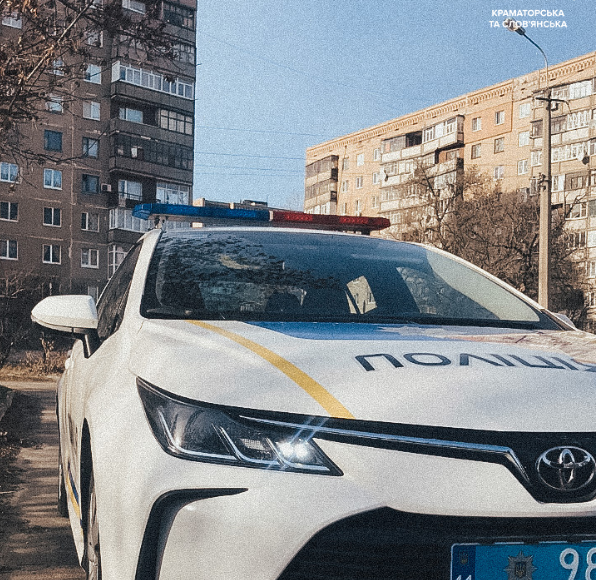 У Краматорську жінка може отримати фінансовий штраф за фейковий виклик поліції