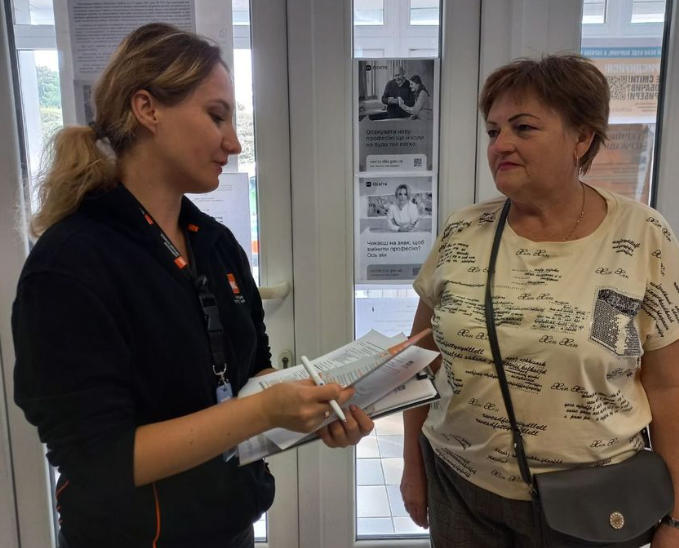 В Кропивницком переселенки с Луганщины получили еще 138 гигиенических наборов