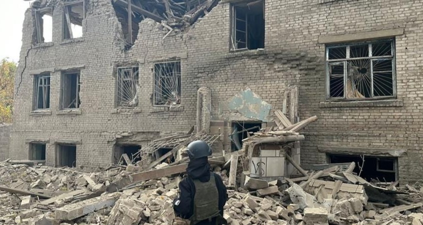 Войска рф обстреляли Угледар из артиллерии, минометов, Градов и дронов, — ДонОВА