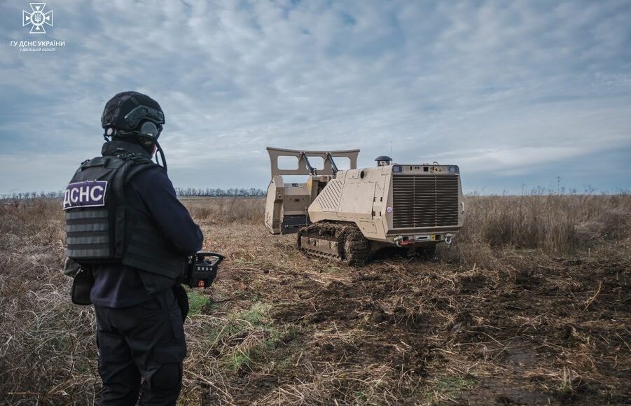 В Донецкой области за сутки пиротехники нашли 34 взрывоопасных предмета
