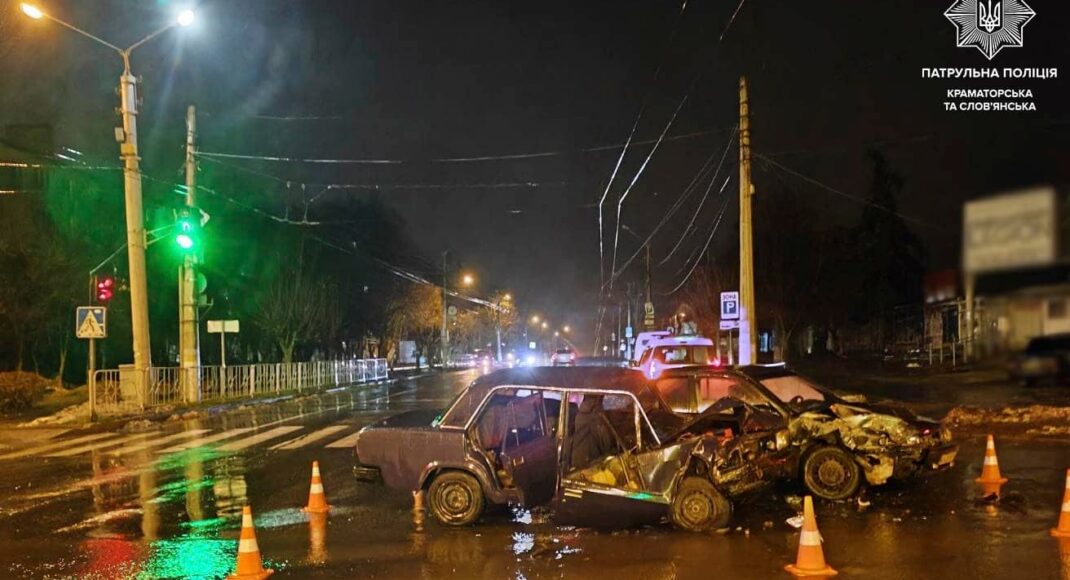 В Краматорске на перекрестке улиц Парковой и Юбилейной произошло ДТП