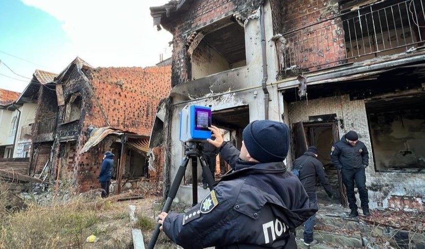 Криміналісти з Донеччини опанували новітні 3D-сканери для огляду місць бойових дій та терактів