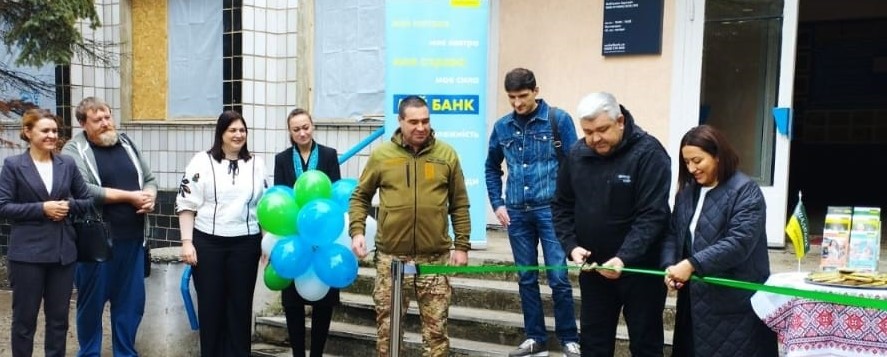 В Донецкой области в Волновахском районе заработало одно отделение Ощадбанка