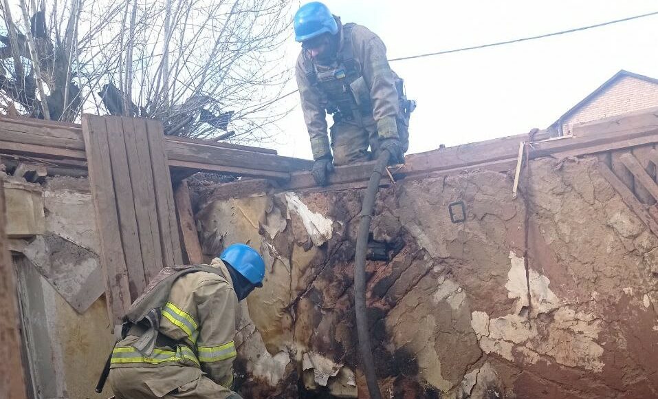 В Торецке спасатели ликвидировали пожар частного дома