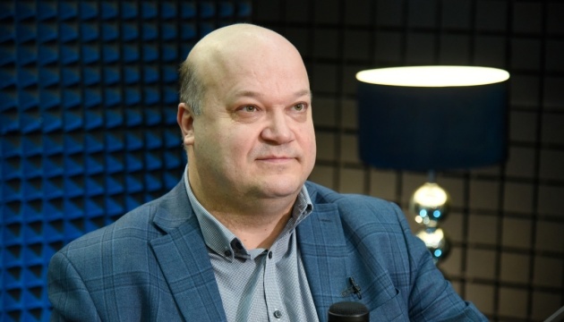 Победу Украина должна обеспечить собственным вооружением, — экс-посол в США
