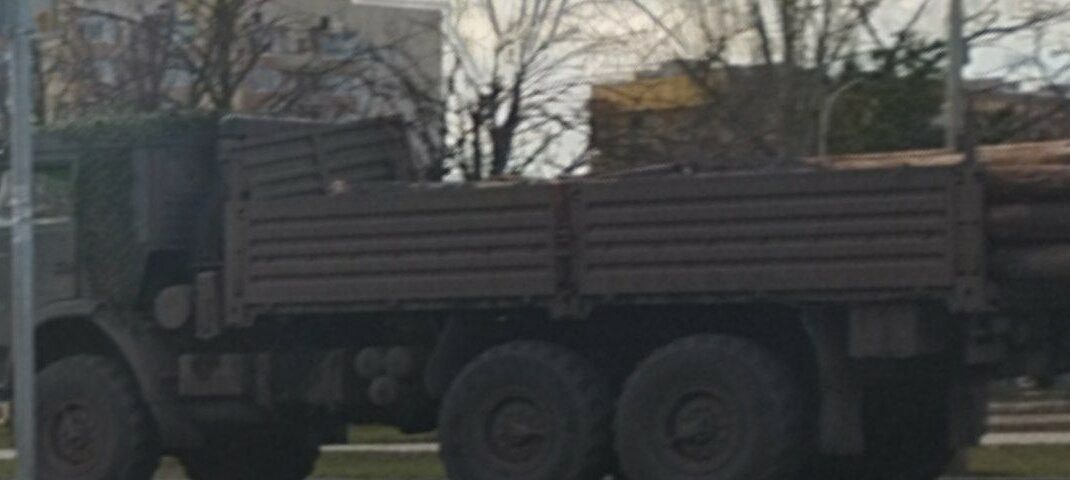 Поблизу окупованого Маріуполя росіяни зводять нові укріплення, — Андрющенко