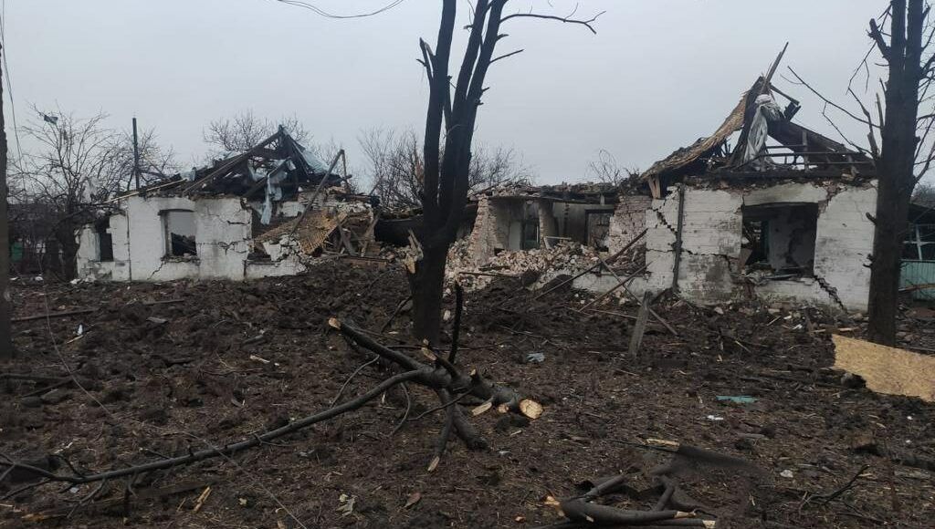 В Донецкой области в результате российских обстрелов погиб человек