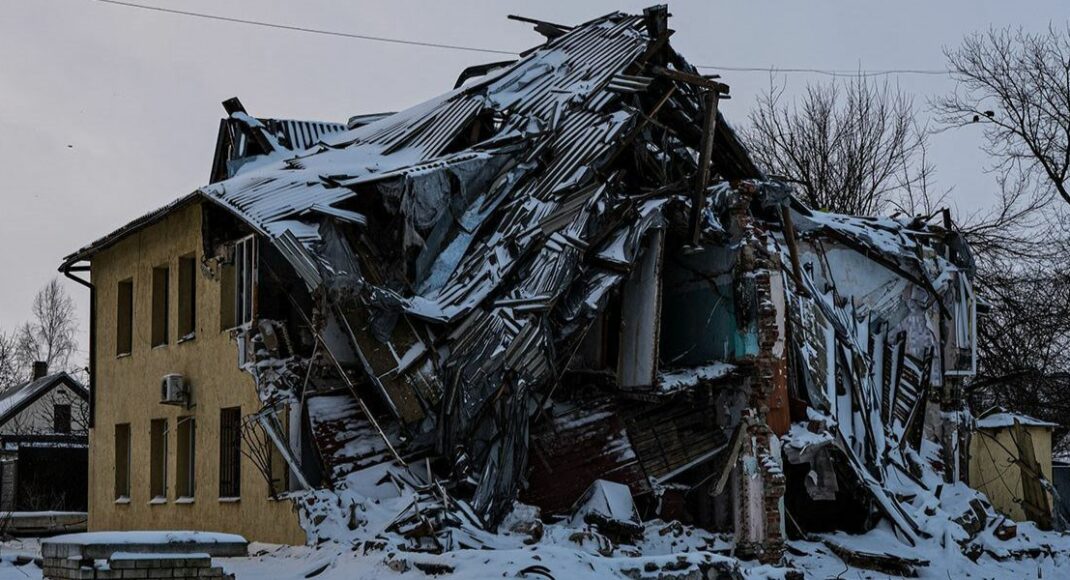 У поліції Донеччини показали, як живе Курахове під російськими обстрілами (фото, відео)