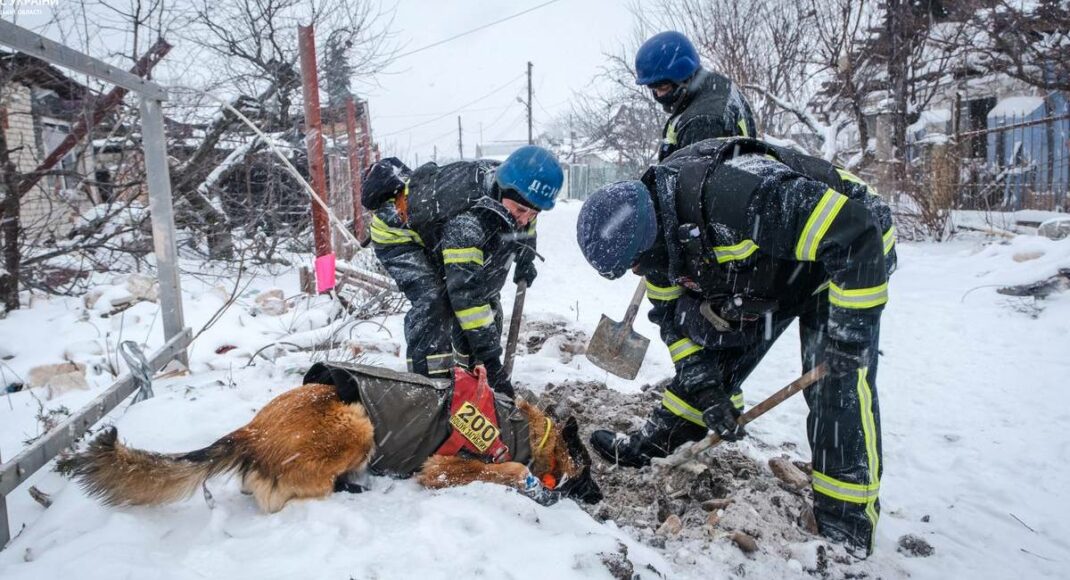 В Покровске завершили поисковые работы: удалось установить 5 жертв после российского обстрела