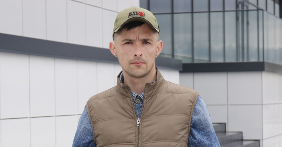 Український військовий розповів, як поєднує службу та благодійну діяльність на Донеччині