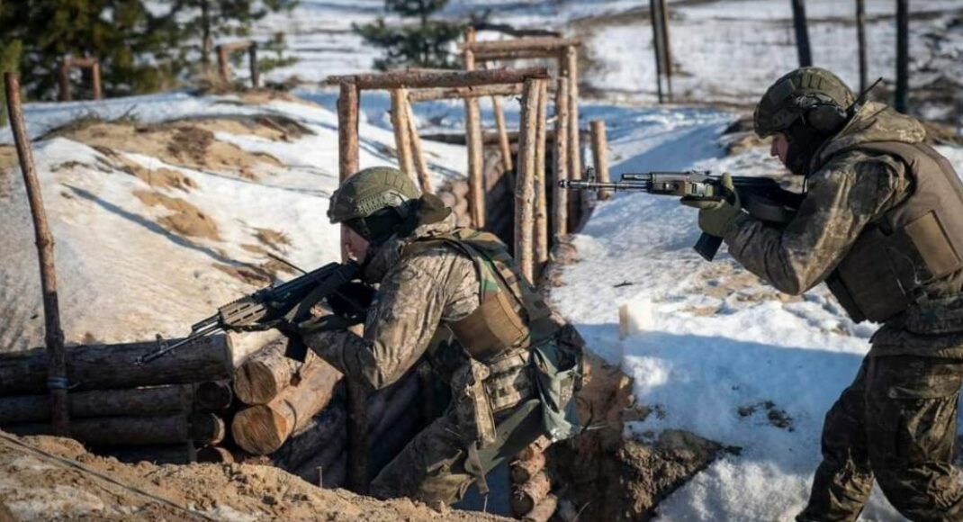 Сили оборони знешкодили ще 990 російських окупантів і 15 одиниць їхньої артилерії