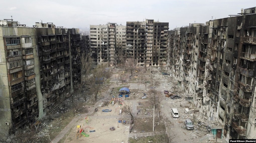 Маріупольці досі задаються питанням, як окупанти за 3 дні змогли дійти до міста, — Андрющенко