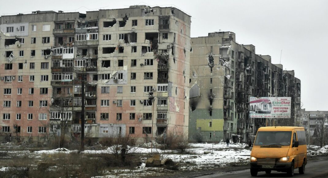 В оккупированном Северодонецке на 20 разрушенных домов — один уцелевший, а цены — "космос"