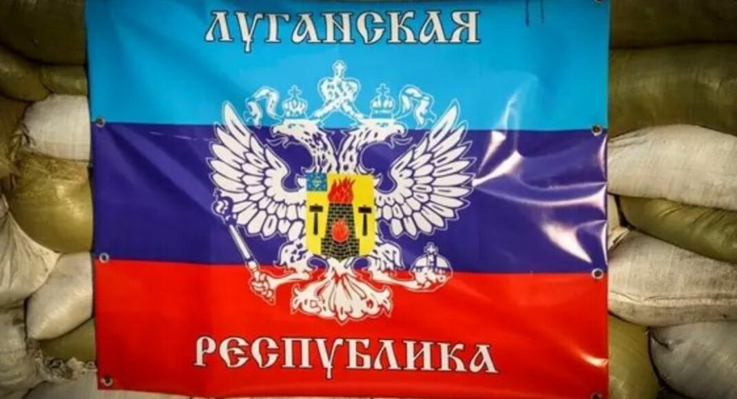 У Сватовому та Старобільську окупанти змушують чоловіків знову оновлювати дані щодо рухомого і нерухомого майна
