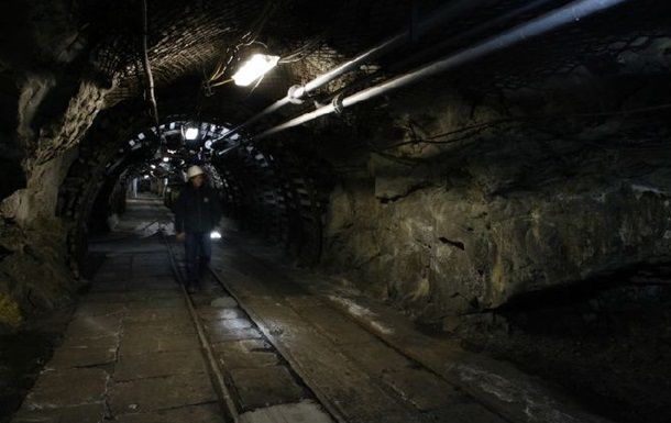 На шахтах Луганщини окупанти демонтують системи живлення