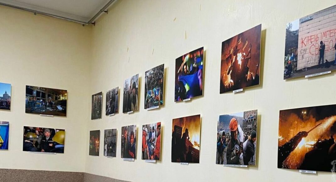 В Покровске презентовали фотовыставку местного свидетеля событий Революции Достоинства (фото)