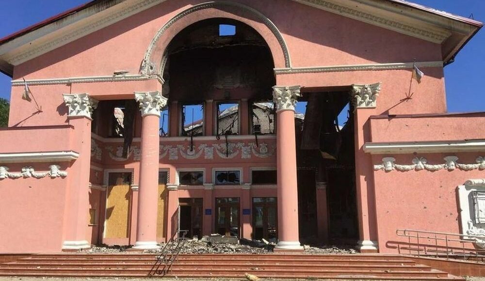Мариупольский драмтеатр — храм искусств, который путин превратил в братскую могилу, — Луганская ОВА