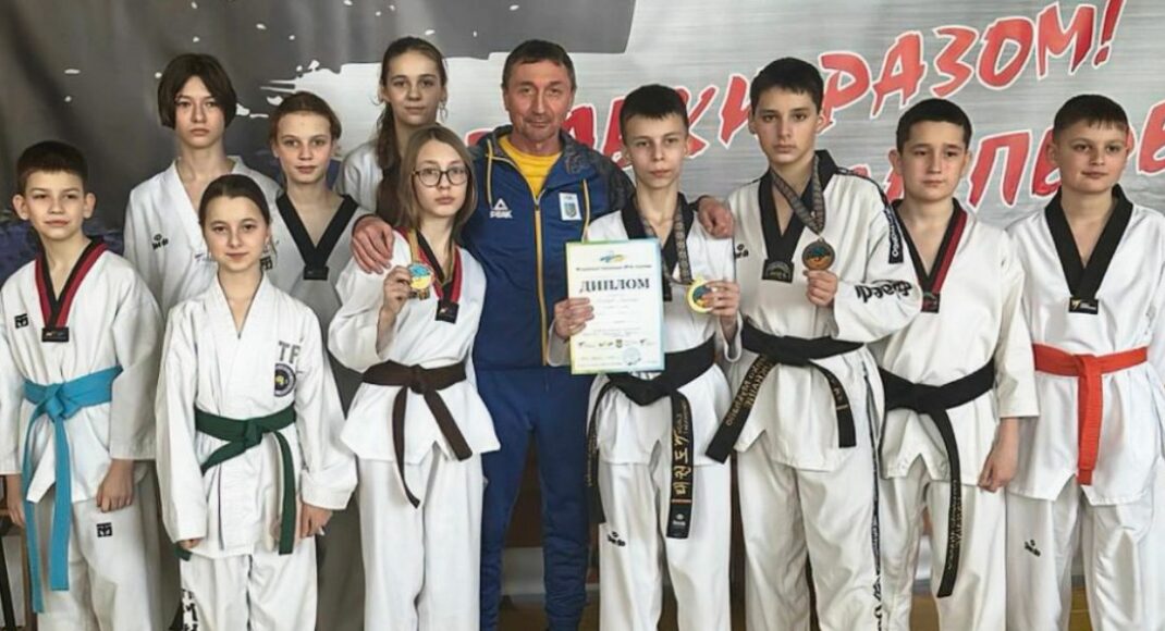 Юні тхеквондисти з Донеччини вибороли 4 медалі на чемпіонаті України в Луцьку (фото)