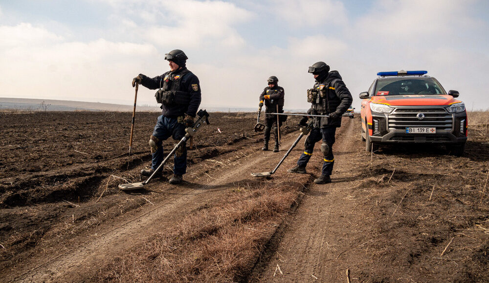 В Донецкой области за сутки уничтожили 111 единиц взрывоопасных предметов