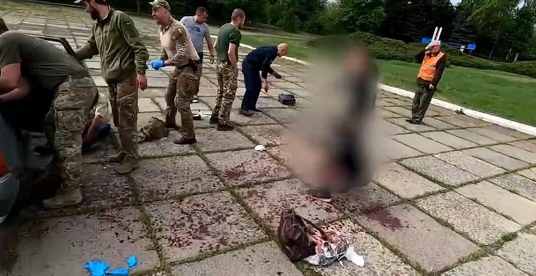 Зеленский прокомментировал вражеский удар по Константиновке Донецкой области (видео)