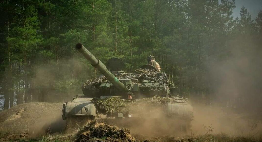 На Бахмутському напрямку українські воїни відбили 33 атаки ворога