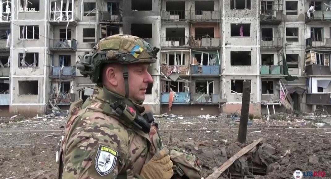 Як "Білі янголи" рятують людей і тварин на Донеччині (відео)