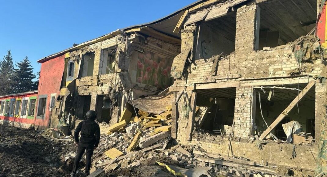 Три райони Донеччини постраждали від російських обстрілів (фото)