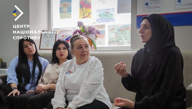 На ТОТ з "гастролями" заїхали вдови вбитих російських окупантів, — ЦНС