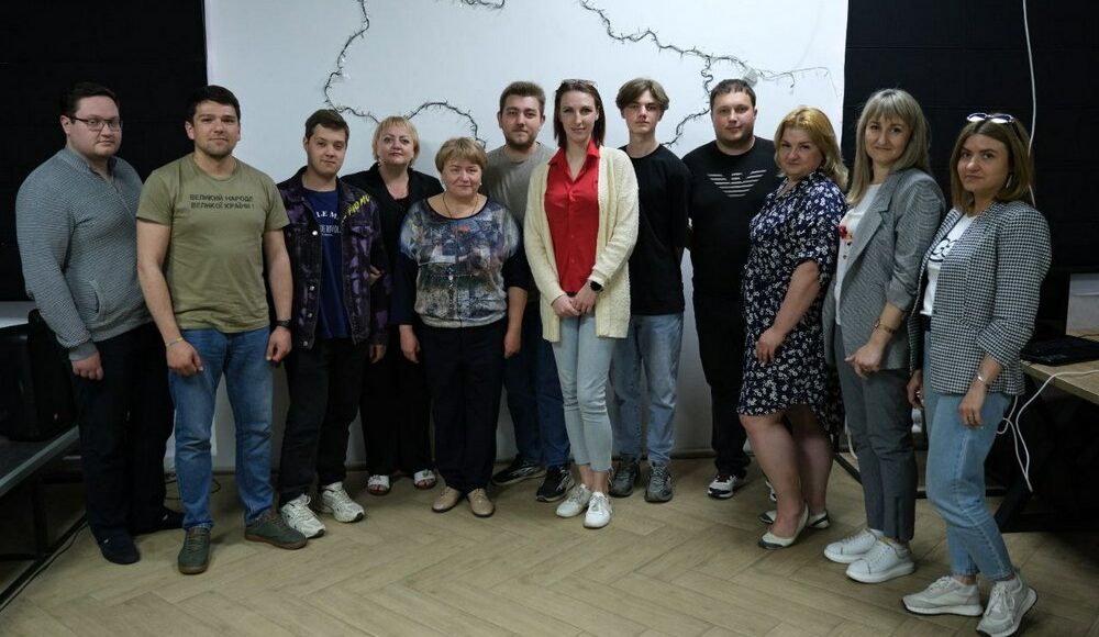 Молодіжні ради Донеччини допомагають вирішувати проблемні питання у своїх громадах