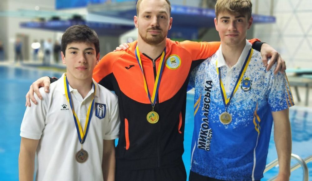 Маріуполець Станіслав Оліферчик здобув два золота чемпіонату України зі стрибків у воду