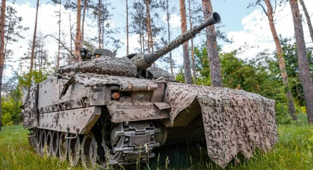 Спроби противника просунутися вперед у районах Невського та в Серебрянському лісі успіхів не мають