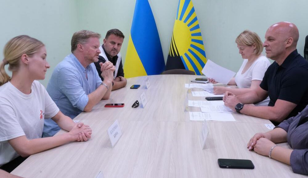 Директор головного офісу Лікарі без кордонів ознайомився з безпековою ситуацією на Донеччині