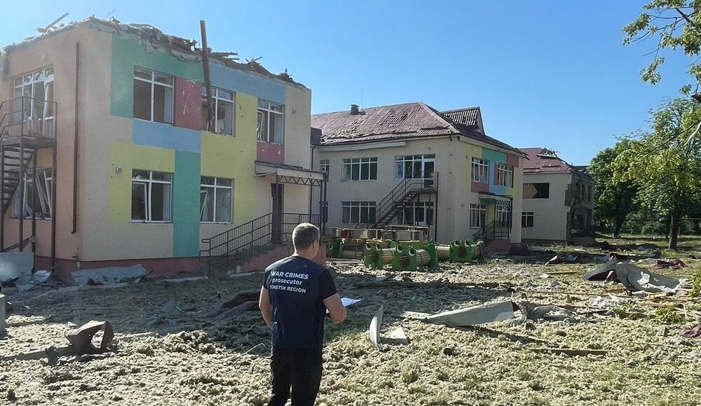 У Мирнограді на Донеччині ворожим обстрілом поранено 5 людей