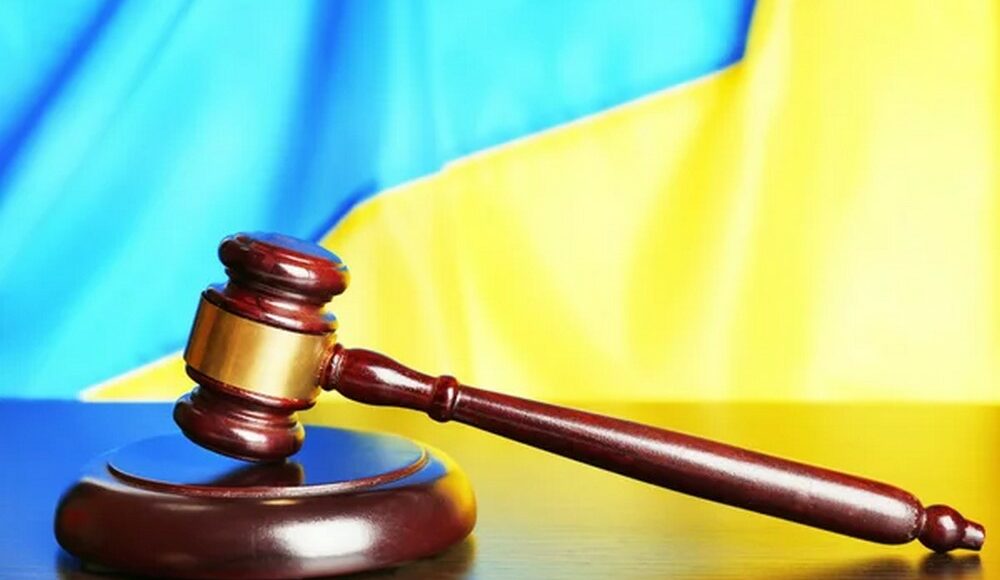 За замах на вбивство у Сіверську двох людей чоловіка засуджено до 10 років позбавлення волі