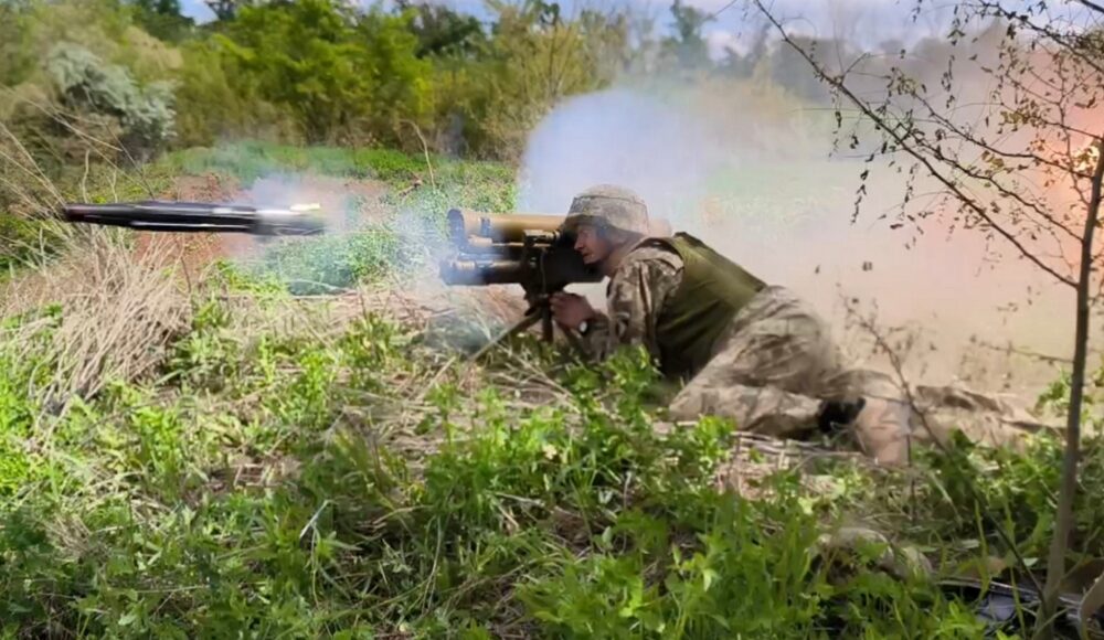 На Покровському напрямку триває девʼять боїв з ворогом, — Генштаб
