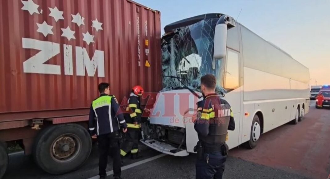 У Румунії автобус з українськими дітьми потрапив у ДТП: двох дітей ушпиталили